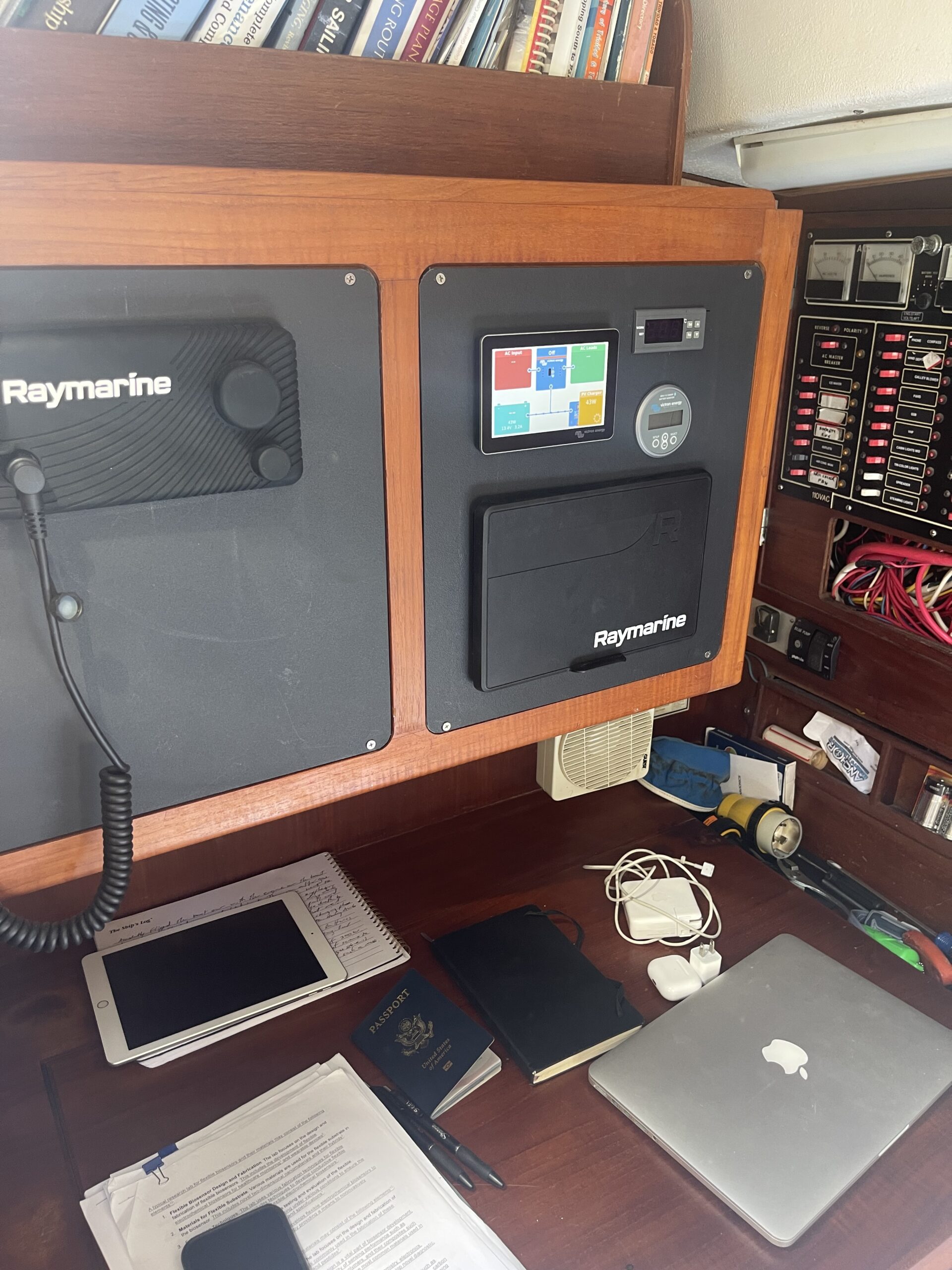 Workstation on R/V Dawn